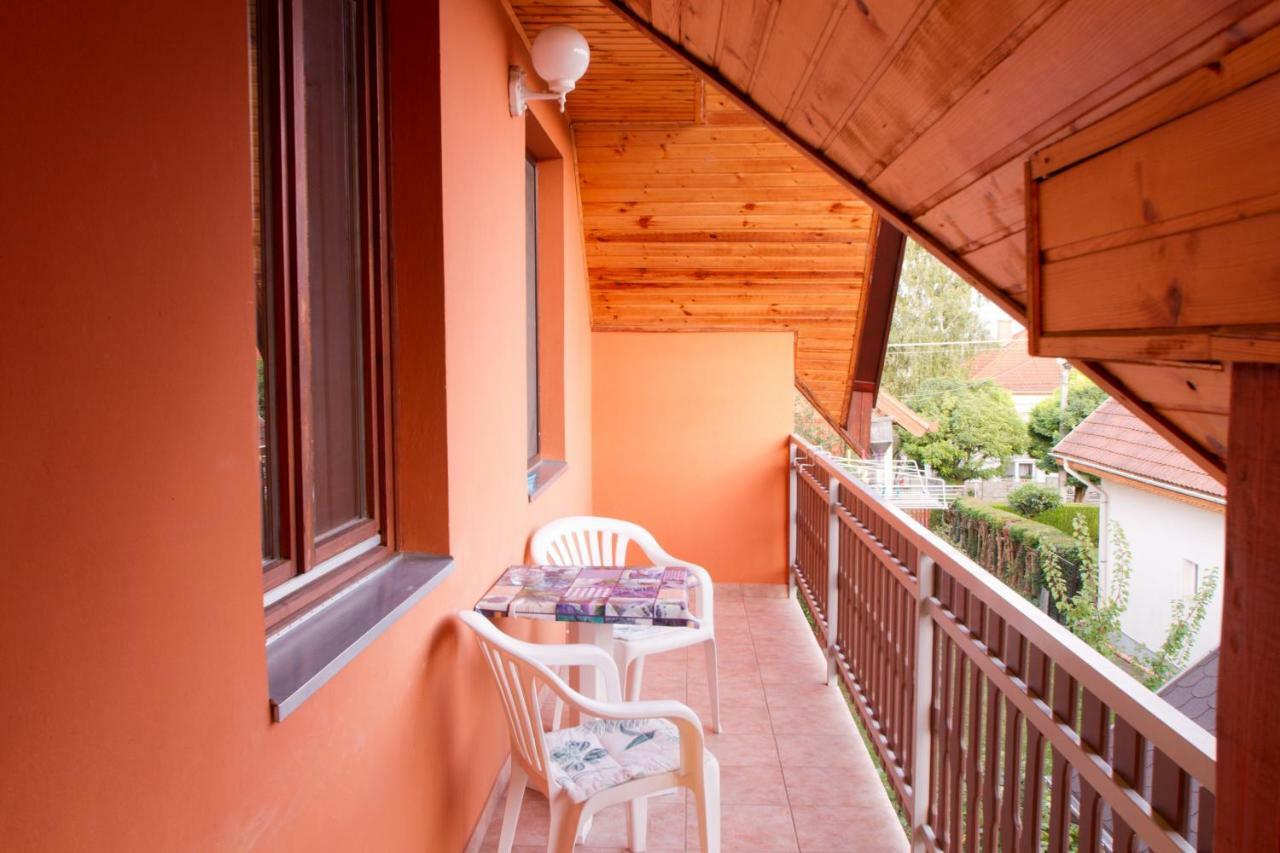 Marcipan Apartment Heviz Bagian luar foto
