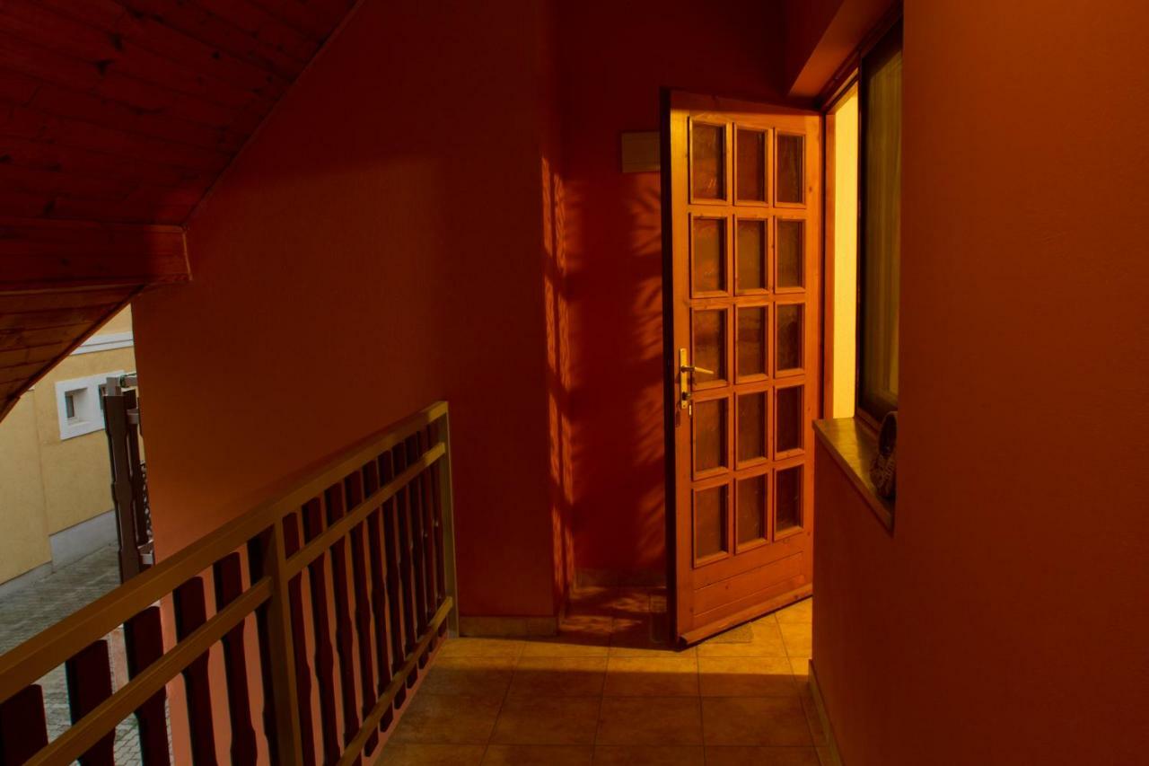 Marcipan Apartment Heviz Bagian luar foto